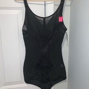 Black Body shaper, NWT, wear your own bra